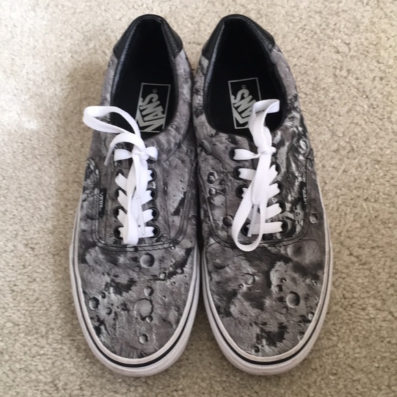 vans moon shoes